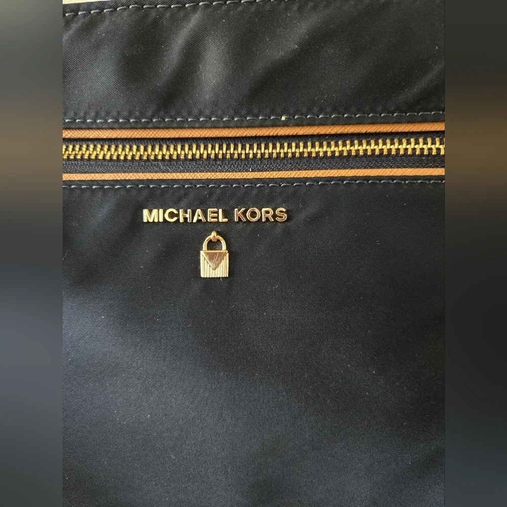 Michael Kors Kelsey Navy Blue Tan Nylon Shoulder Bag